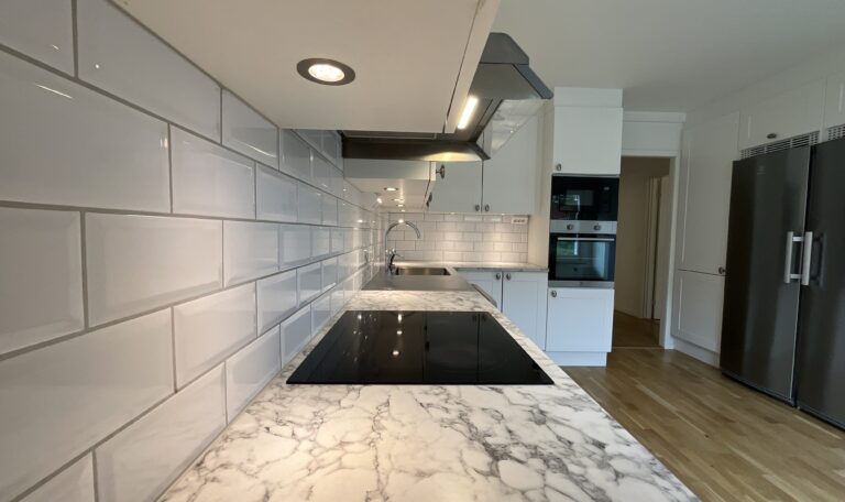 12101-1014 Duvhöksgränd 18, ledig lägenhet i Enköping